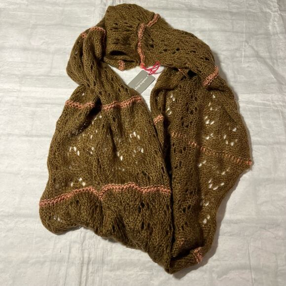 Wooden Ships Hat/Gloves/Scarf Set NWT - Picture 2 of 8